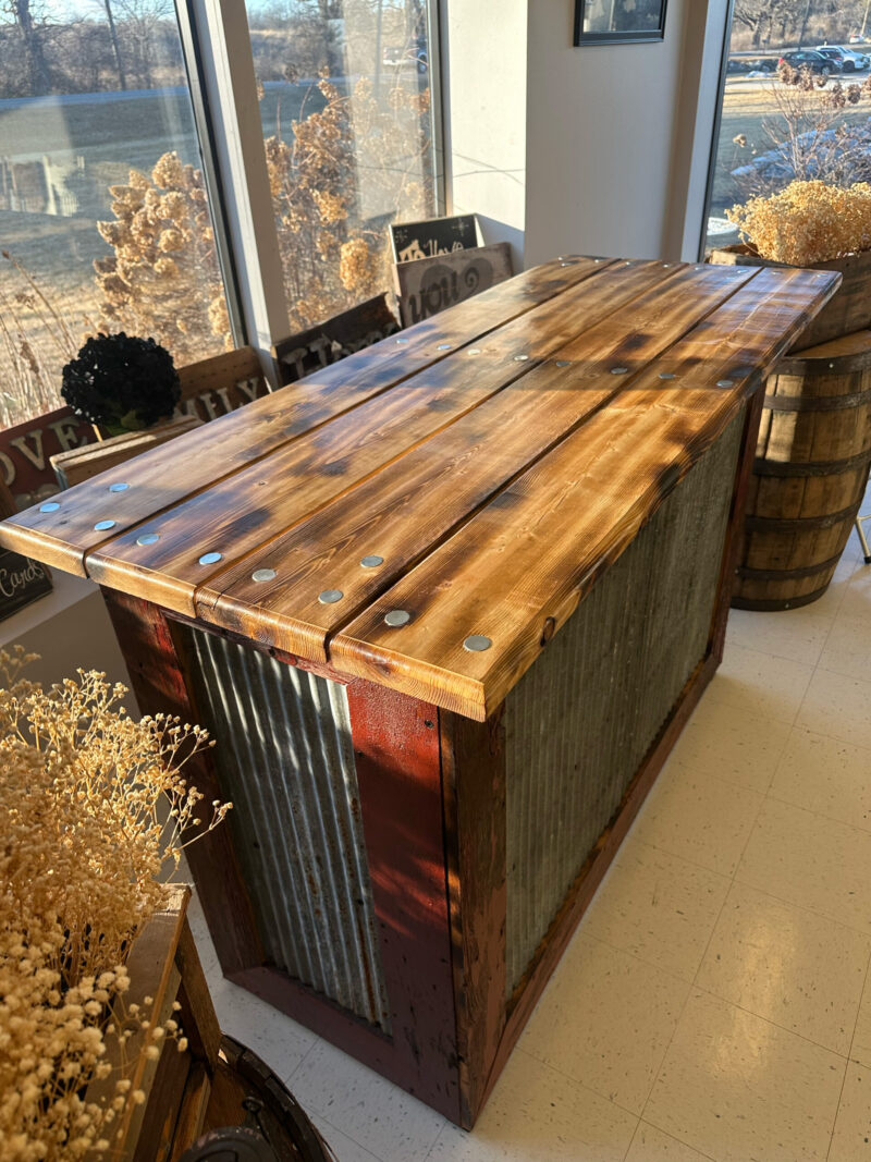 Rustic Bar - Image 4