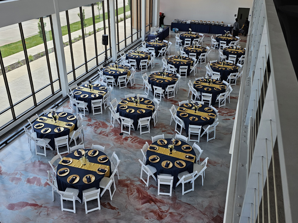 Table Arrangements for Corporate Event
