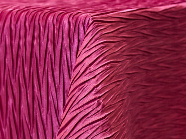 Hot Pink Extreme Crush Square Tablecloths (946)