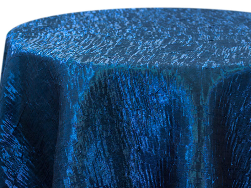Royal Iridescent Crush Banquet Tablecloths (779)