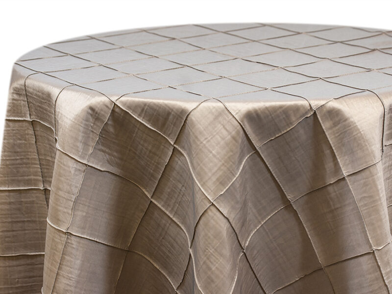 Wheat Pintuck Round Tablecloths (810)