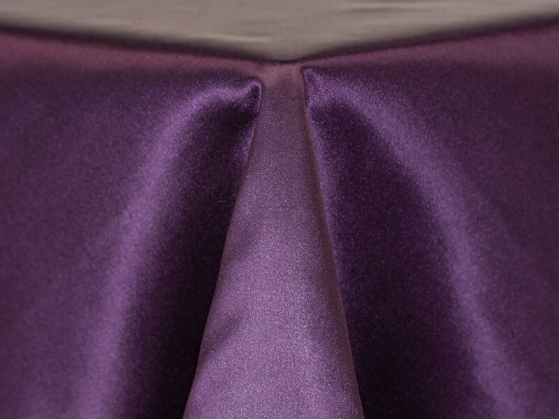 Plum Poly Satin Napkins (615)