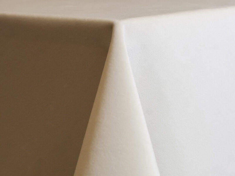 Cream Velvet Banquet Tablecloths (912)