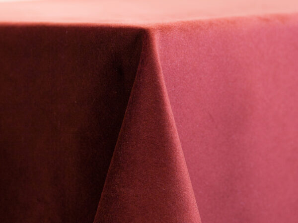 Merlot Velvet Round Tablecloths (972)
